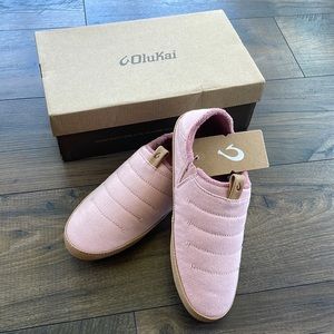 OluKai Lania Rose Sea Salt/Pink Slippers Sz 8 NWT